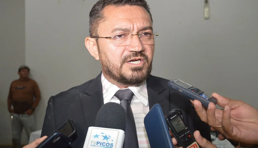 Padre Walmir fala das metas para este ano
