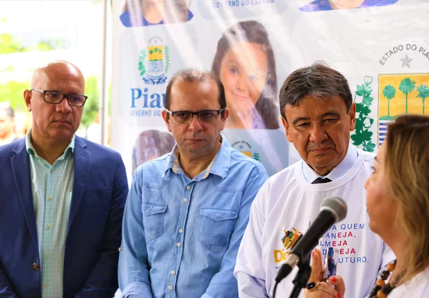 Dia D das matrículas da EJA ocorreu na Praça Rio Branco