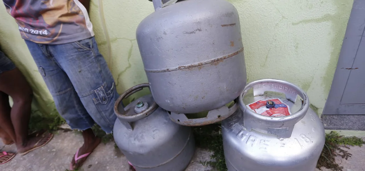 Botijões de gás apreendidos