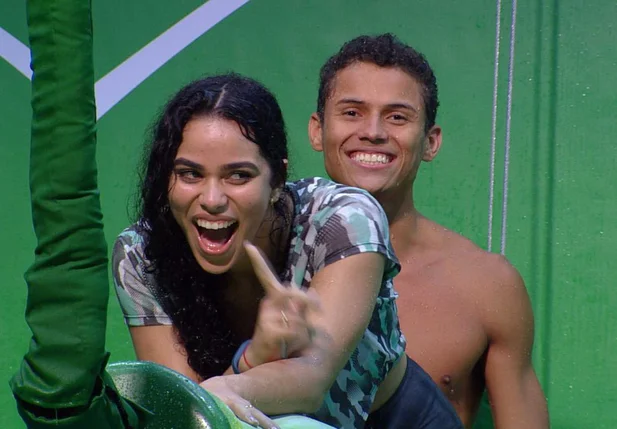 Elana e Danrley vencem a prova após 13 horas 