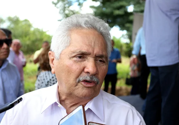 Elmano Férrer