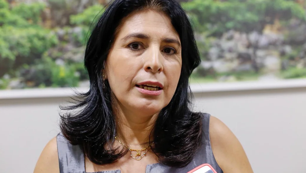 Neilan Argento, gestora administrativa do CEMAC