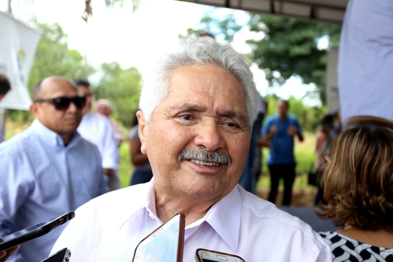 Senador Elmano Férrer