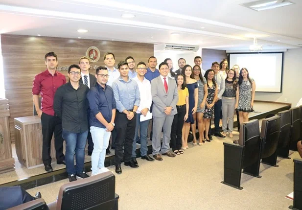 Posse dos novos servidores efetivos do MPPI