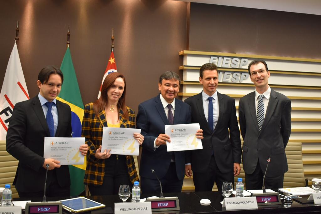 Wellington Dias durante apresentação de projeto em São Paulo