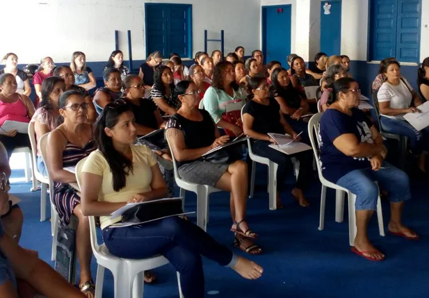 Capacitação de merendeiras em Picos