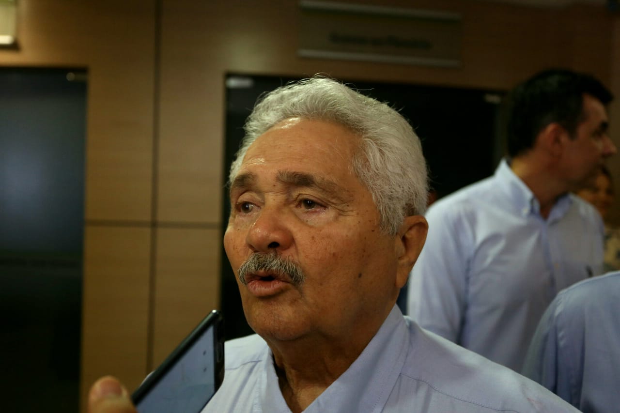 Elmano Férrer