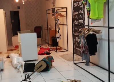 Loja foi arrombada na madrugada deste sábado