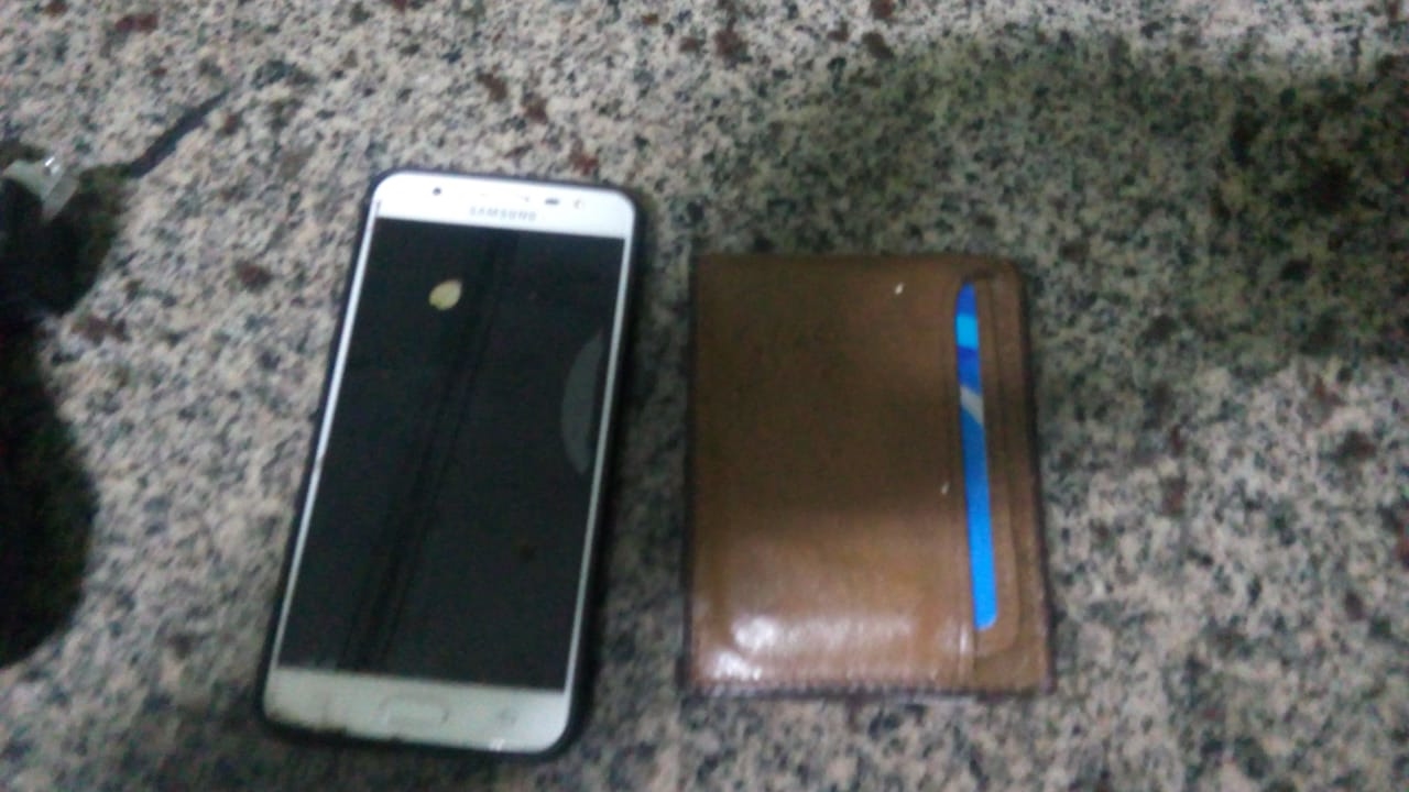 Material encontrado em poder dos acusados