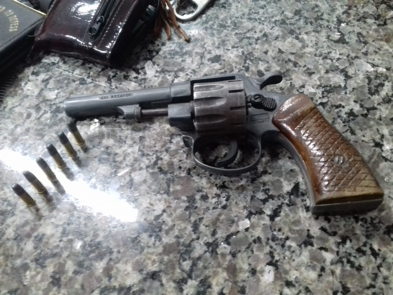 PM prende suspeito com arma de fogo no Zé Pereira de Timon - GP1