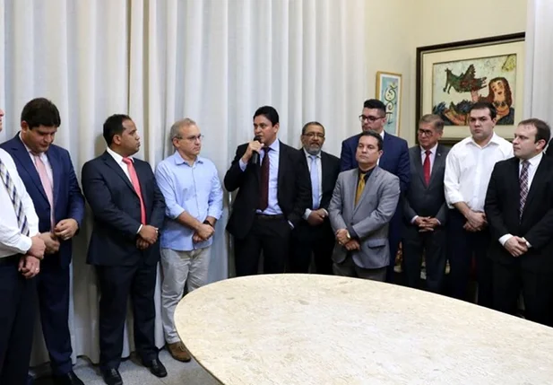 Assinatura da criação do Procon Municipal