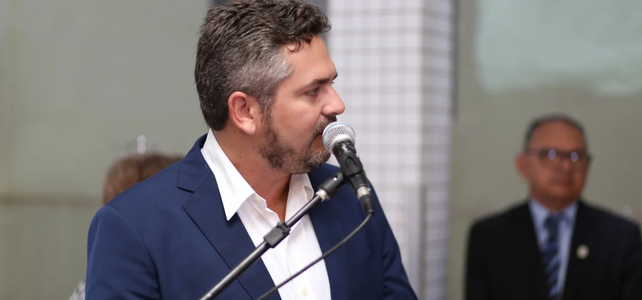 Deputado estadual Pablo Santos