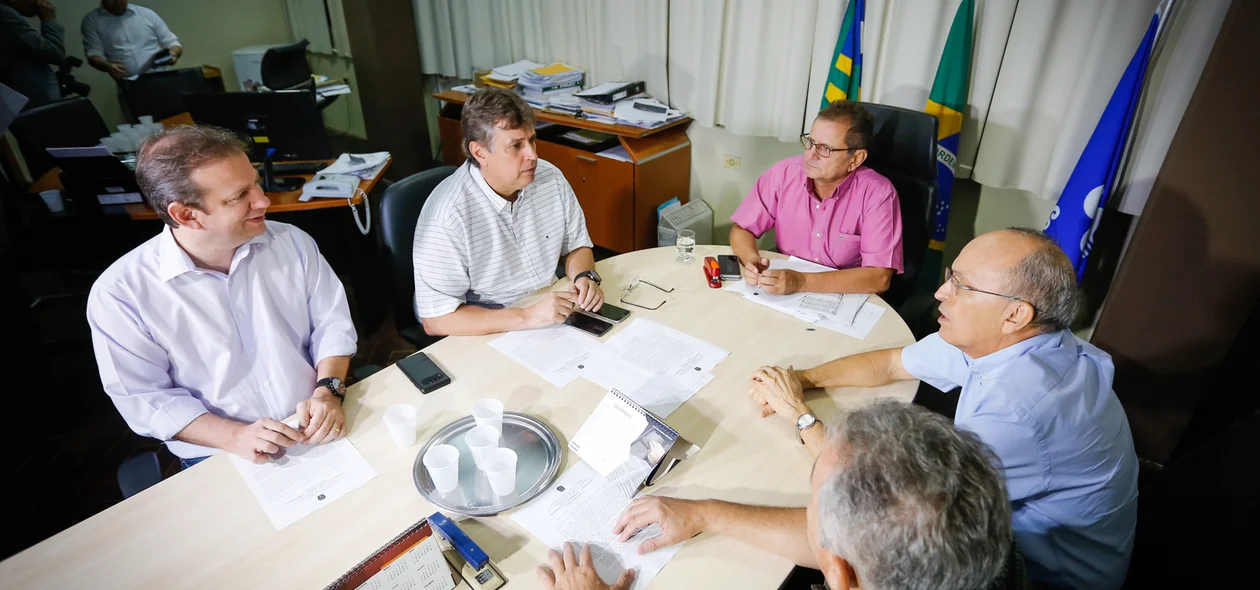 Reunião aconteceu nesta tarde 