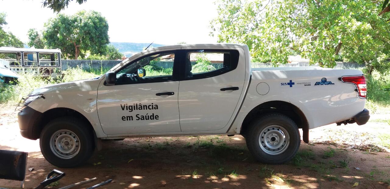 Veículo da Secretaria de Saúde de Cristino Castro