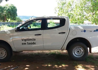 Veículo da Secretaria de Saúde de Cristino Castro