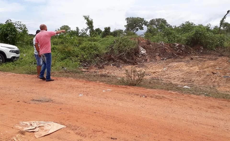 Prefeito Leo Matos disse que aterro sanitário é uma obra necessária e urgente