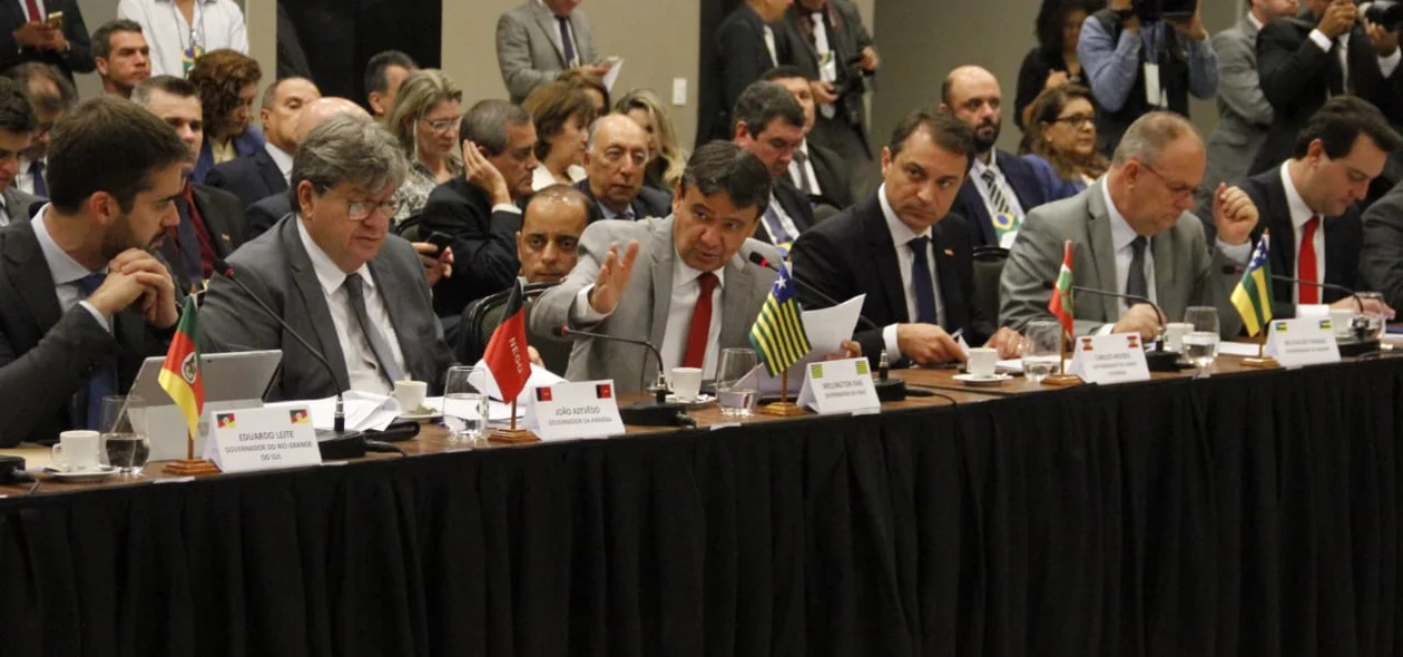 Wellington Dias participou do encontro dos governadores 