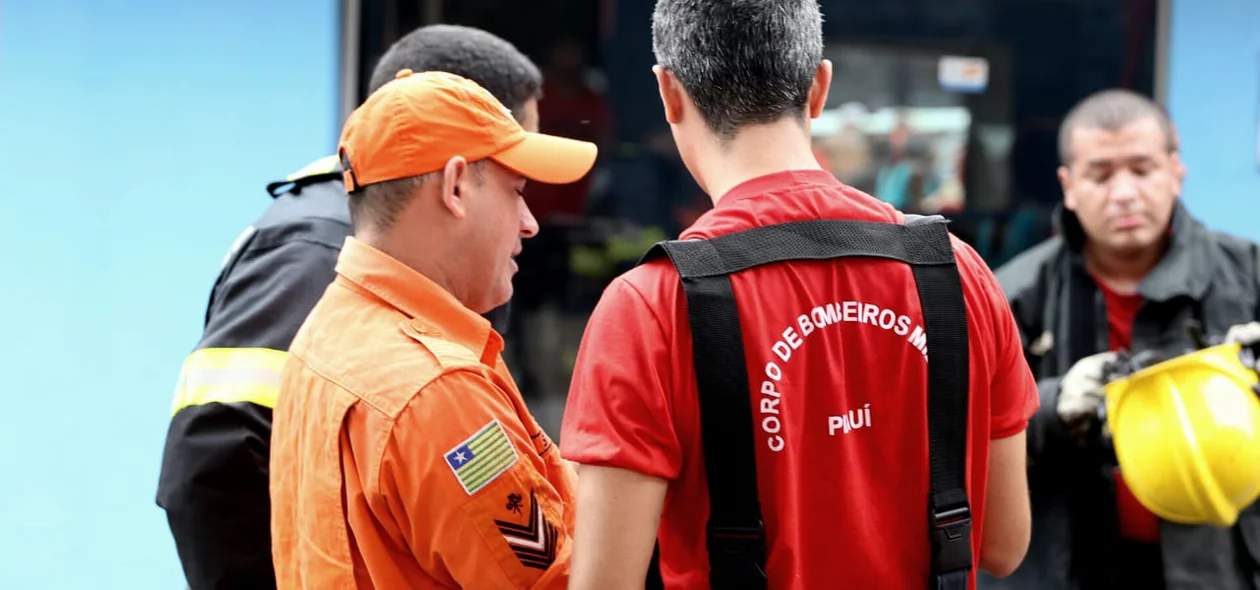 Corpo de Bombeiros foi acionado para atender a ocorrência