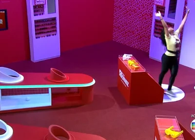 Elana vence a Prova do Líder