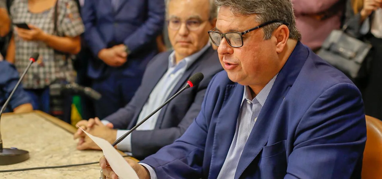 Júlio Arcoverde tomou posse hoje 