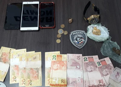 Material encontrado com a dupla