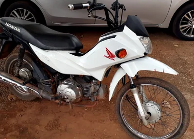 Motocicleta que os criminosos tentaram roubar