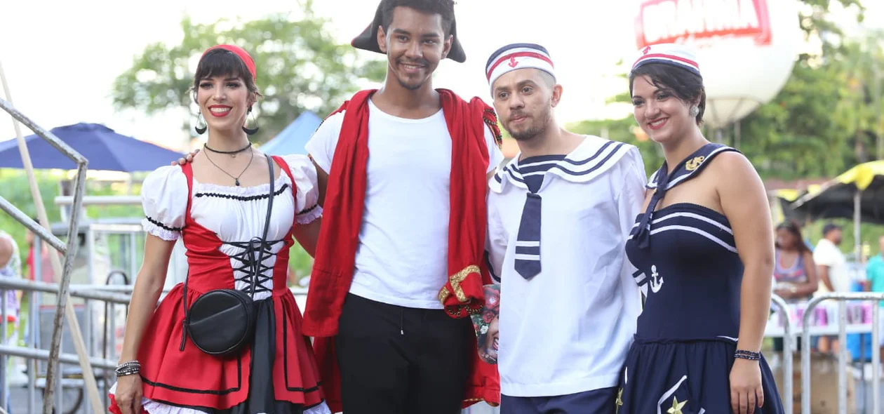 Piratas e Marinheiros