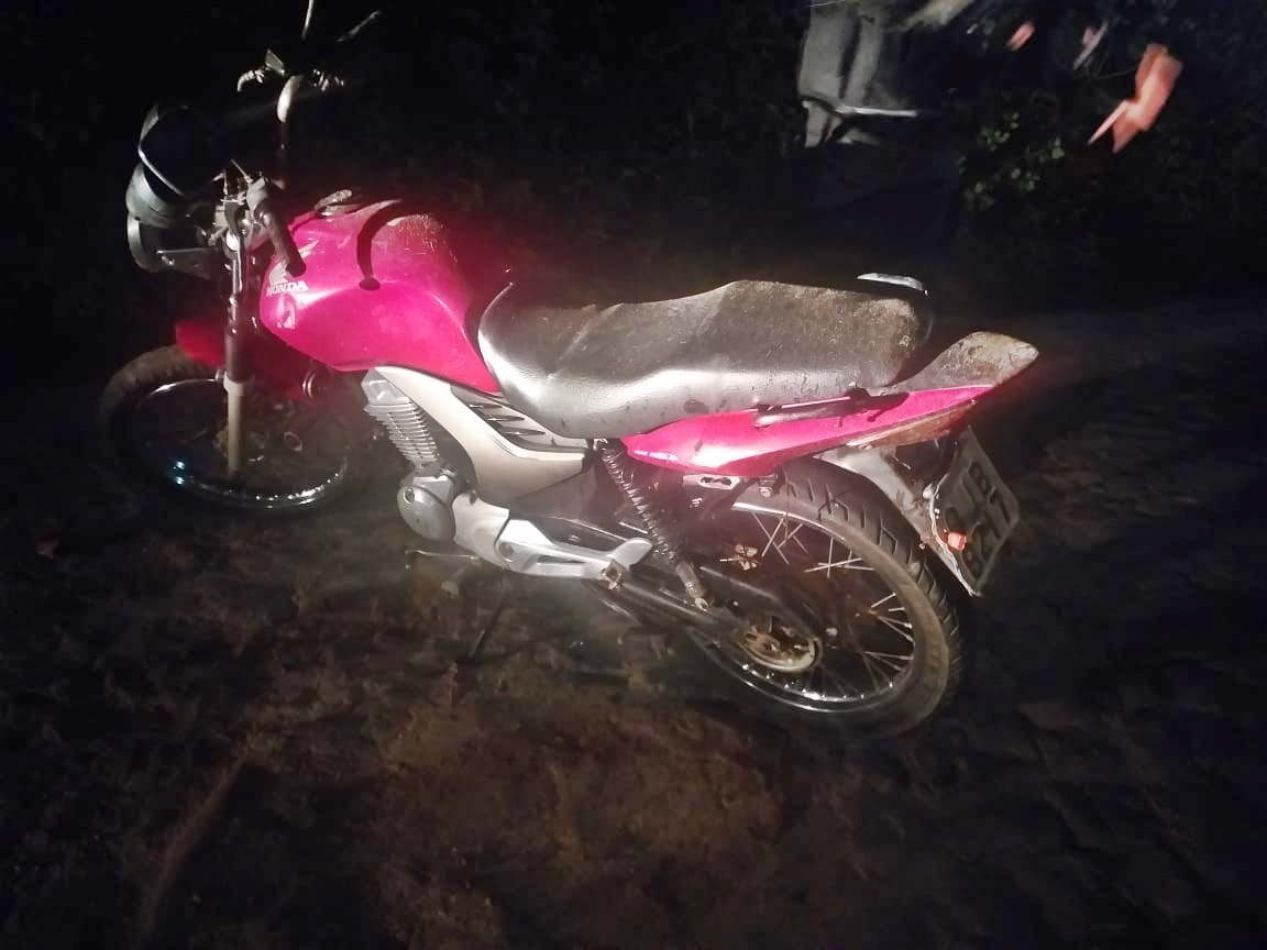 Motocicleta roubada recuperada