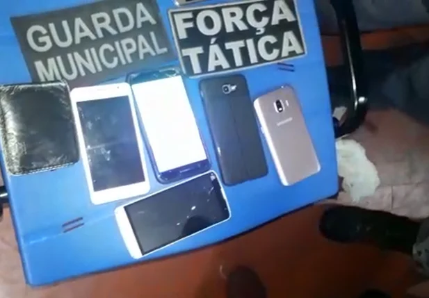 Material apreendido com o suspeito no Corso de José de Freitas