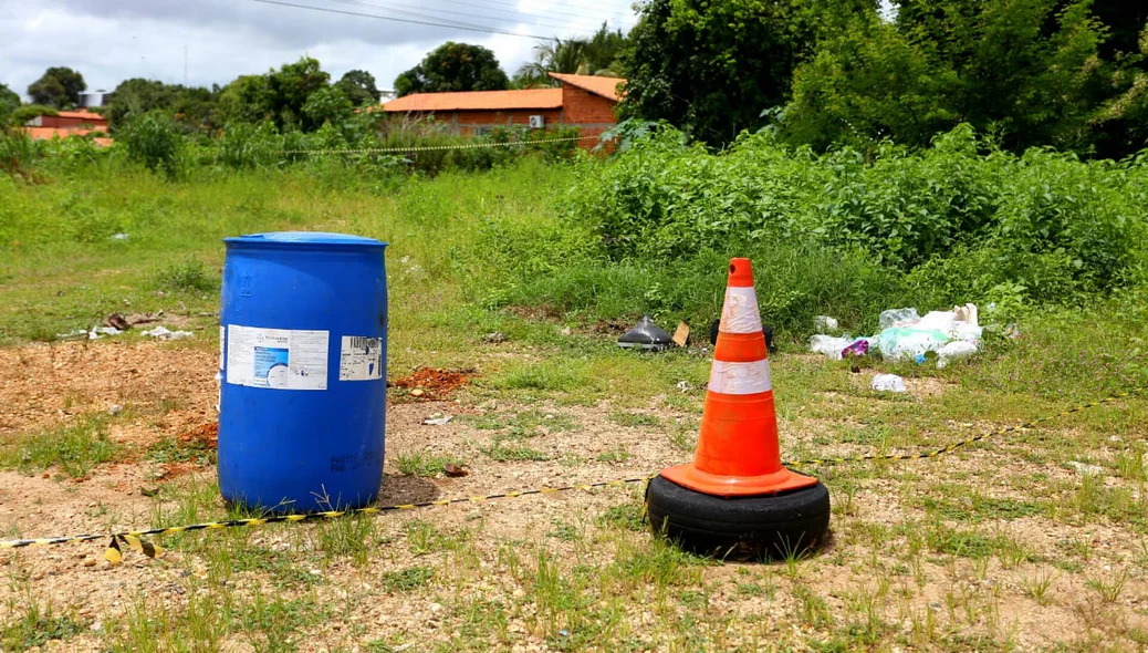 Bombona onde estava o inseticida