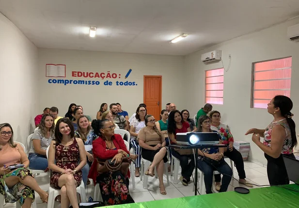 Cocal participa da União Nacional dos Conselhos Municipais de Educação