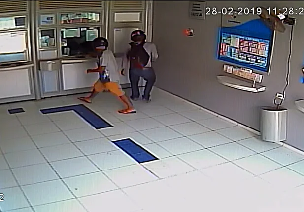 Assaltantes aterrorizam população de Várzea Branca