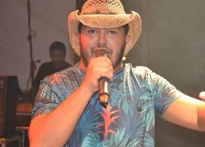 Cantor Paulo Henrique