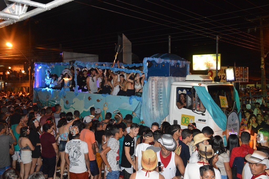 Carro vencedor do corso do ano passado