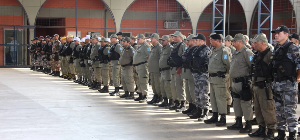 Policiais militares que serão enviados