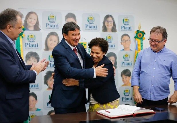 Wellington Dias e Regina Sousa 