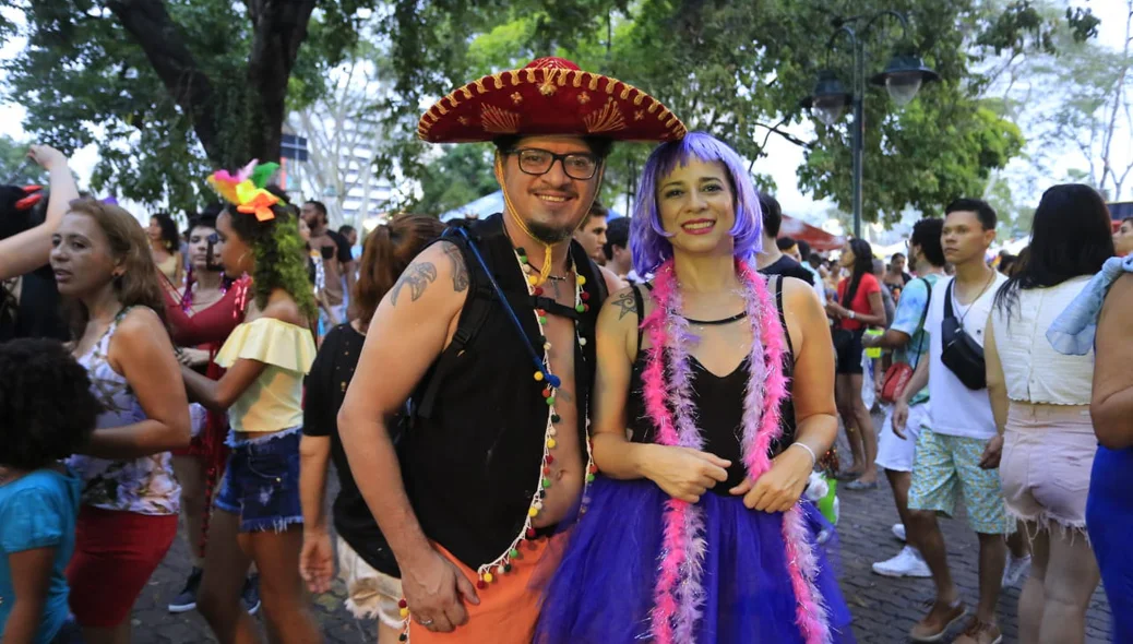 Casal no Sanatório Geral 