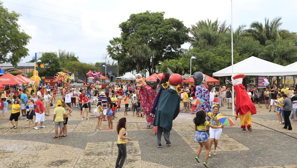 População curte o bloco Pinto da Morada 