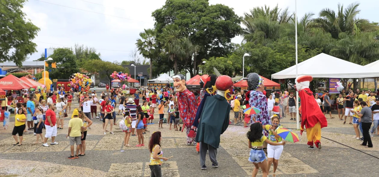 População curte o bloco Pinto da Morada 
