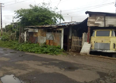 Barraco onde o corpo do morador de rua foi encontrado