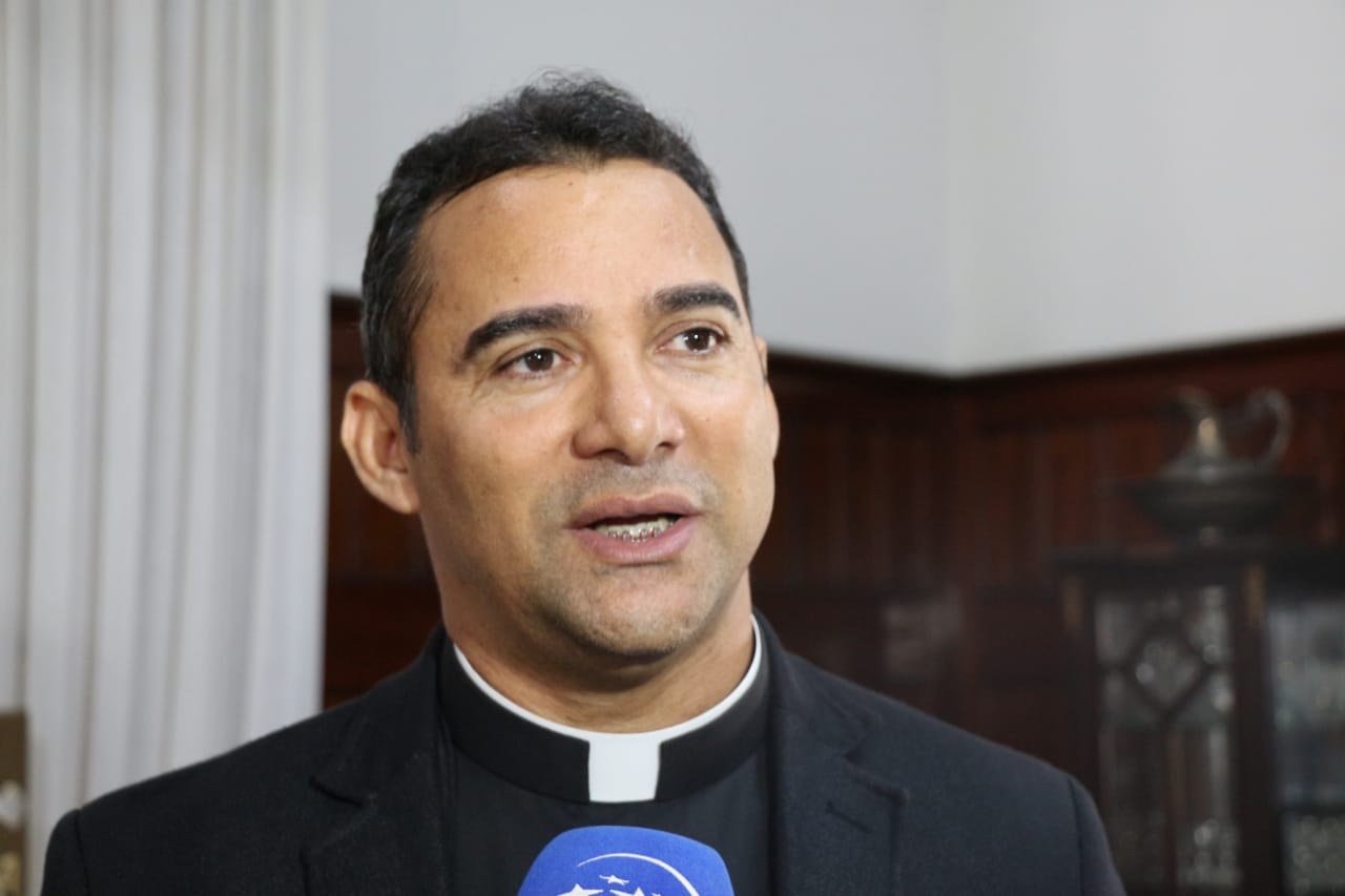 Padre Leonildo Campelo