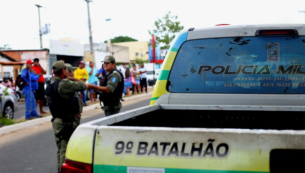 Viatura do 9º Batalhão no local do acidente 