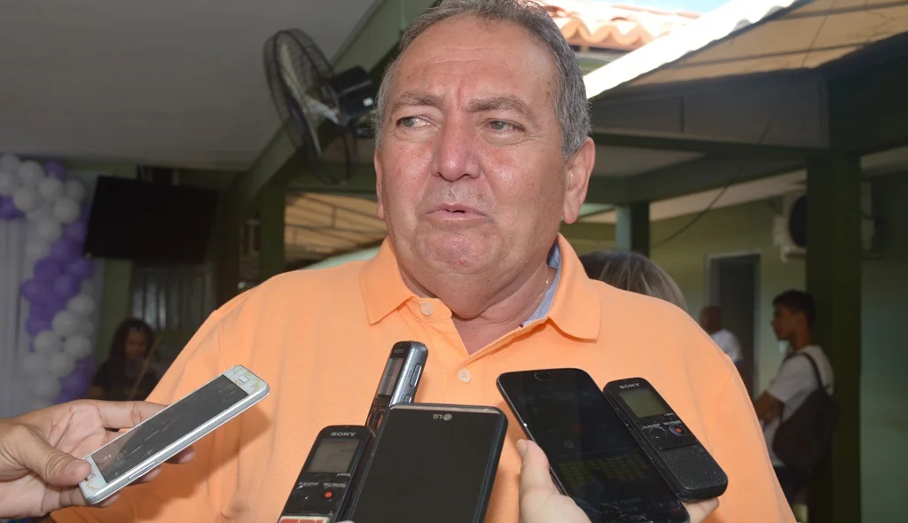 Dr. Júnior destaca ações em defesa da mulher