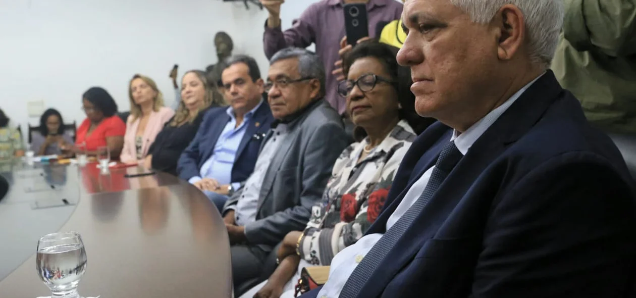 Solenidade realizada no Karnak