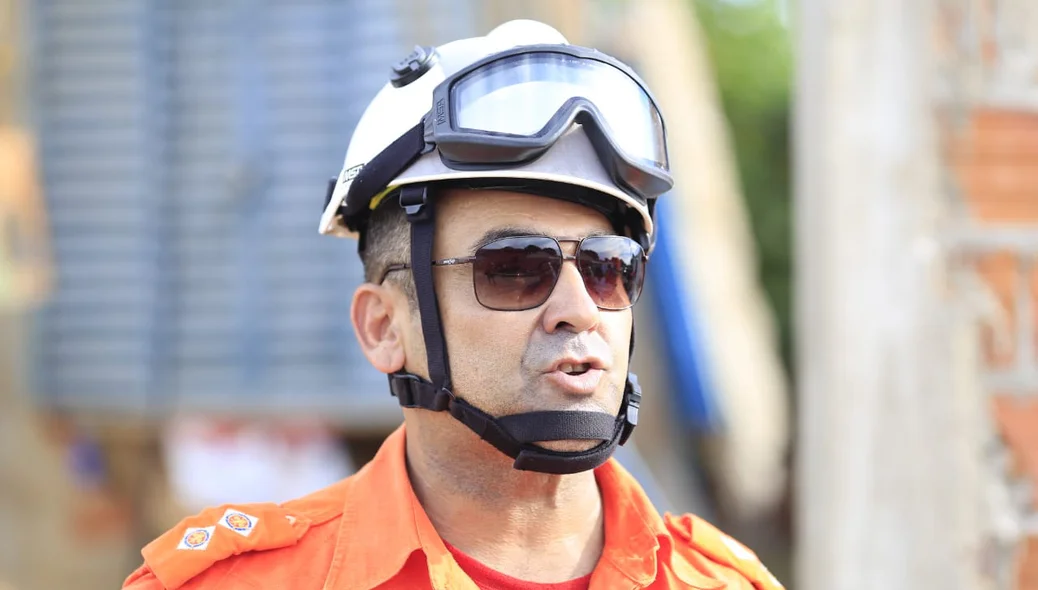 Tenente Arnaldo, do Corpo de Bombeiros