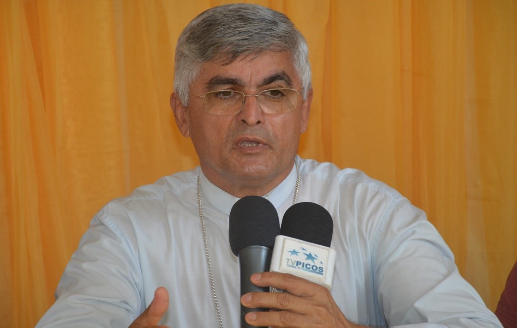 Bispo de Picos acompanha os técnicos nas visitas