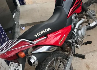 Motocicleta recuperada pela PM
