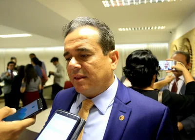 Deputado Henrique Pires