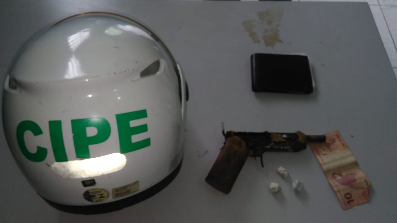 Material apreendido pelo Cipe