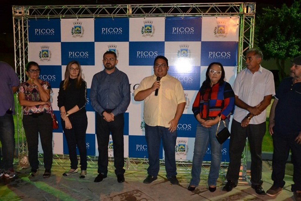 Afonsinho agradece ao prefeito por atender seu pedido